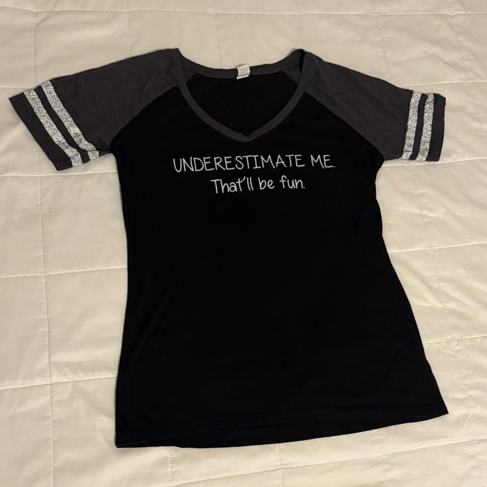 UNDERESTIMATE ME Graphic Tee - Picture 1 of 3
